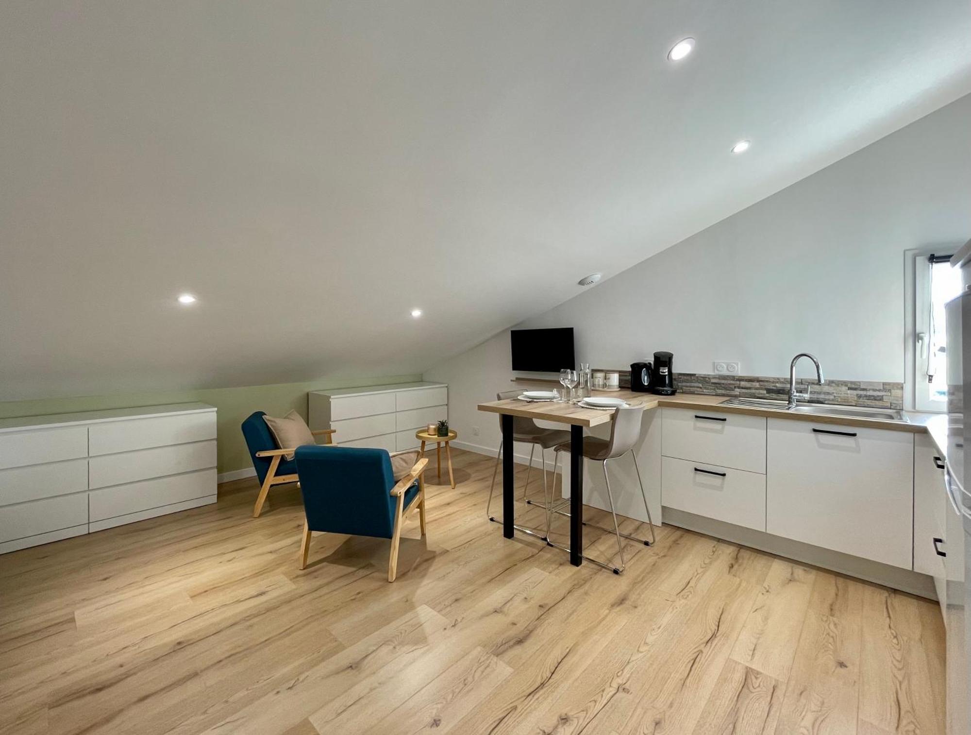 Studio A Saint-Palais Avec Parking. 外观 照片